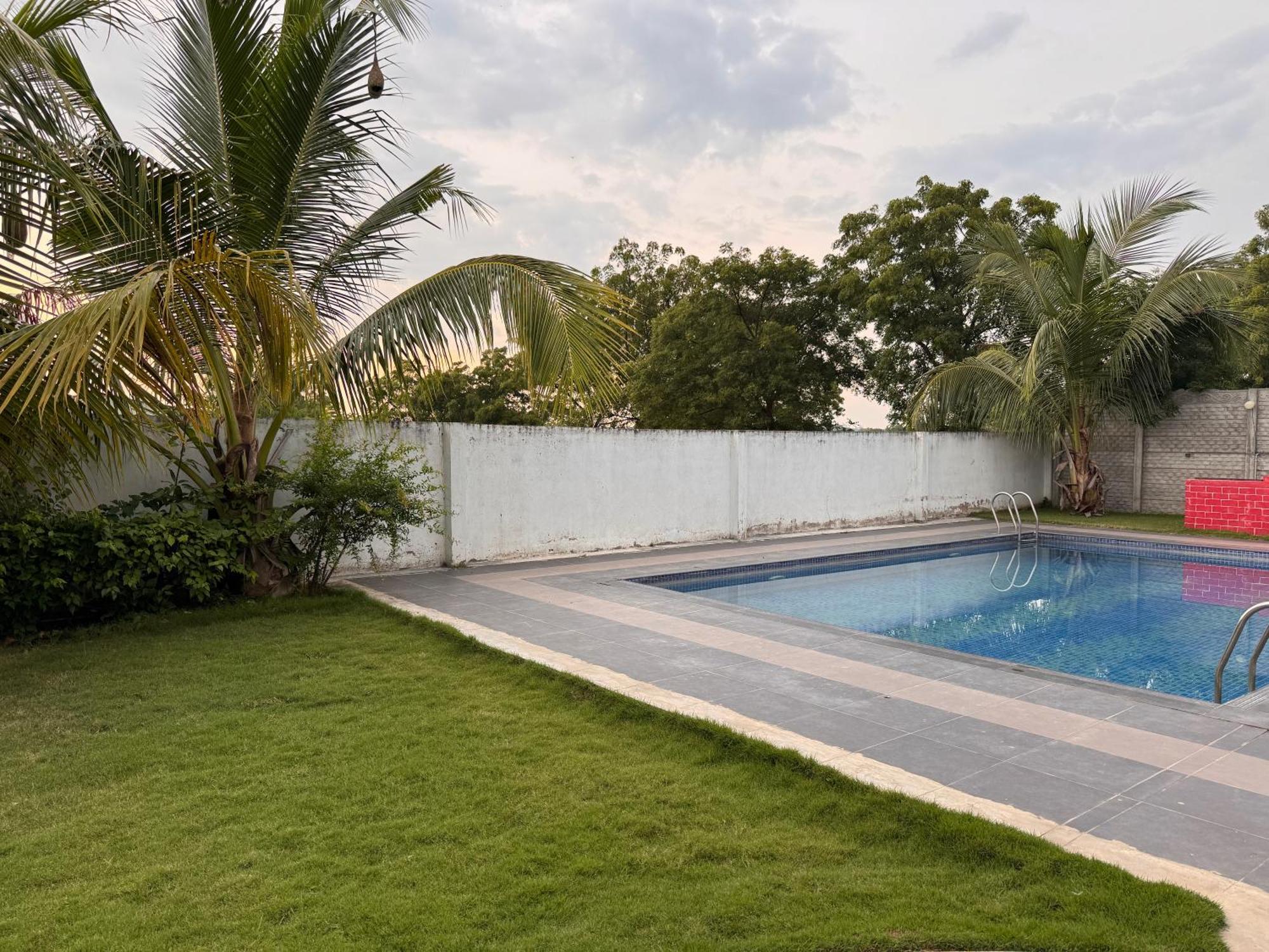 Serene Farms By Guildstone Stays Venkatāpur Exterior foto